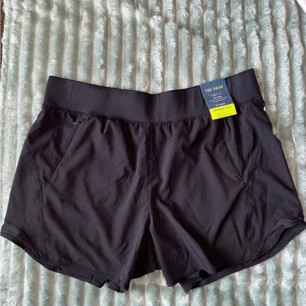 NWT Tek Gear Women’s Athletic Mid Rise Black Shorts size XXL
